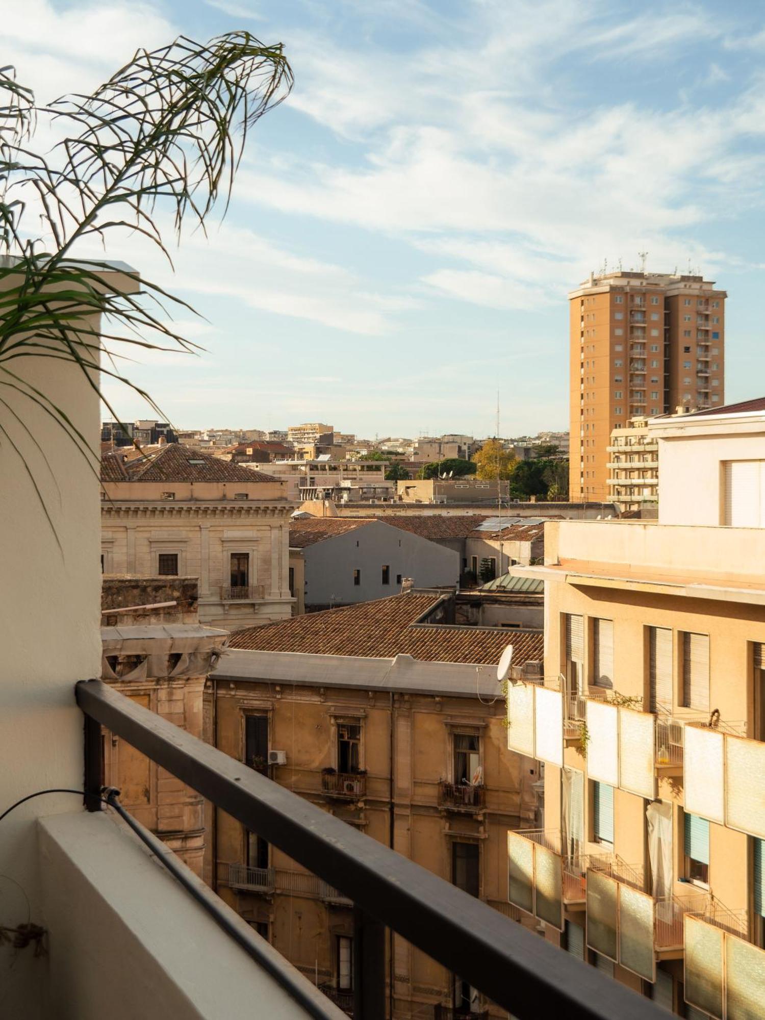 Taga Suites Катания Экстерьер фото